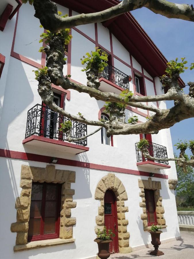 Cr Luarri Hotel San Sebastian Exterior photo